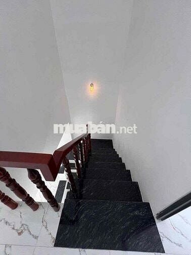 Nhà Mới 1 Lầu Ngay Ngã Ba Tân Kim - KDC Đông Đúc . Giá tổng 890 Triệu