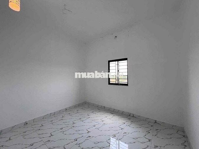 Nhà Mới 1 Lầu Ngay Ngã Ba Tân Kim - KDC Đông Đúc . Giá tổng 890 Triệu