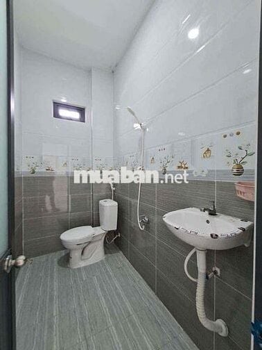 Nhà 1 Lầu 5 x 16m2 Ngay Vòng Xoay Tân Kim Đường Xe ÔTô - Sổ Hồng Riêng