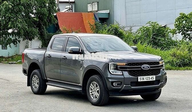 Ford Ranger 2.0 AT 2024 Xám 34.000 km