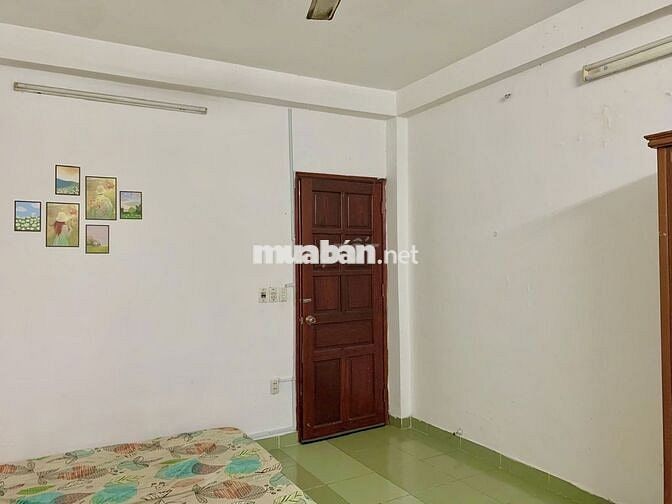 Phòng BÌNH THẠNH trước nhà là công viên, ở được 3-4 người, CHÍNH CHỦ