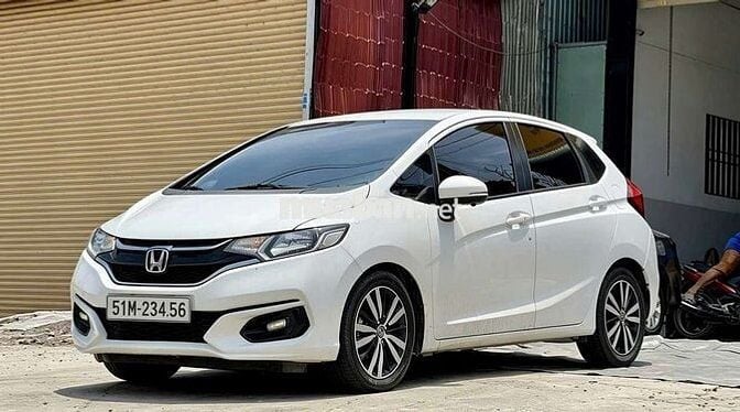 Honda Jazz VX 2019 Trắng CVT 80.000 km