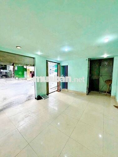 Nhà thuê Mặt Tiền Văn Cao. Quận Tân Phú (2pn, 3wc). Dtsd 76m2