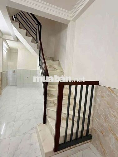 nhà hẻm giad nhỏ Q3 cho gia đình ở