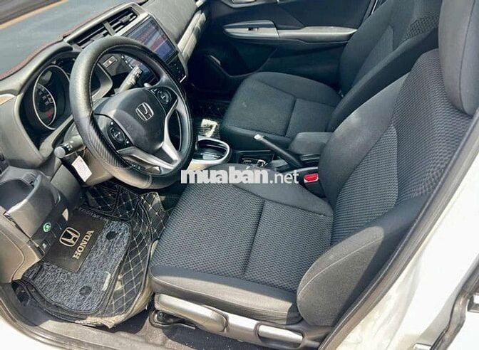 Honda Jazz VX 2019 Trắng CVT 80.000 km