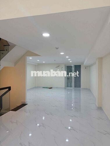 MẶT BẰNG KINH DOANH DỐI DIỆN ĐẠI HỌC VĂN LANG CƠ SỞ 3 ( THƯƠNG LƯỢNG)