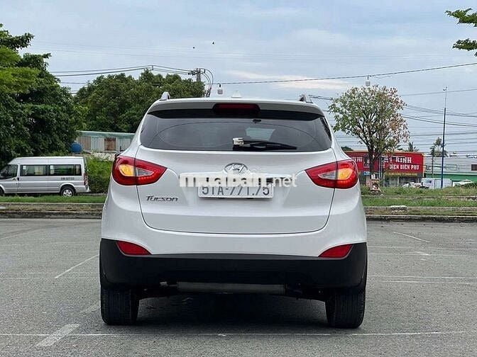 Hyundai Tucson 2.0 AT 2014 Trắng Xăng Tự động