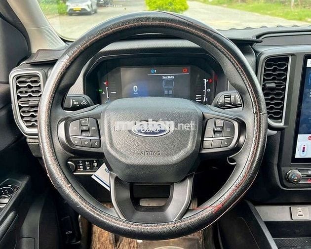 Ford Ranger 2.0 AT 2024 Xám 34.000 km