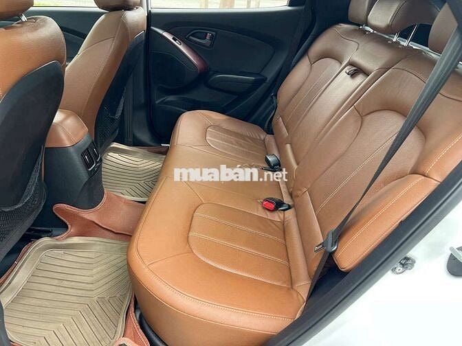Hyundai Tucson 2.0 AT 2014 Trắng Xăng Tự động