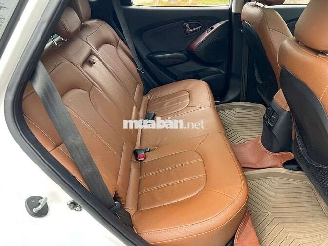 Hyundai Tucson 2.0 AT 2014 Trắng Xăng Tự động