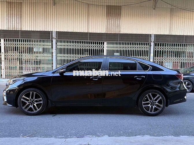 Kia Cerato 2.0AT Đen Tự động