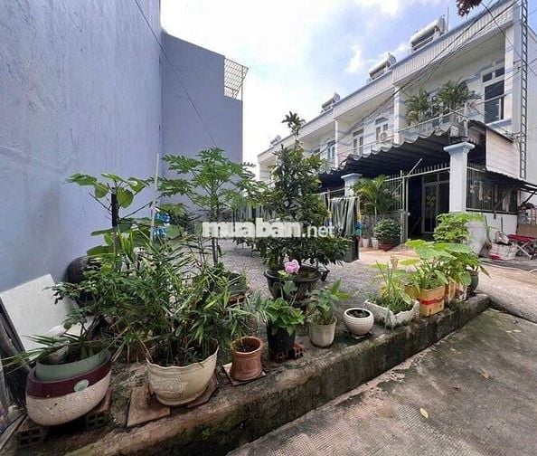 Bán đất hiện hữu đường xe hơi 50 m ra đường huỳnh tấn phát 