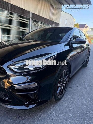 Kia Cerato 2.0AT Đen Tự động