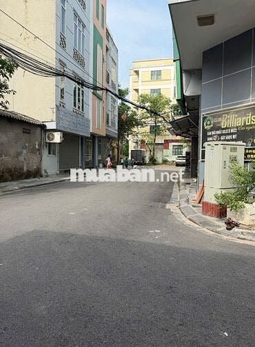 CẦN BÁN TÒA CCMN GIÃN DÂN TÂY BẦU – DÒNG TIỀN 20TR/THÁNG – Ô TÔ TRÁNH 