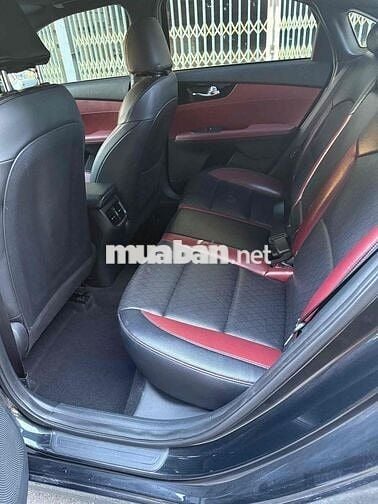 Kia Cerato 2.0AT Đen Tự động