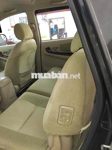 Innova rất đẹp,xe gia đình sử dụng