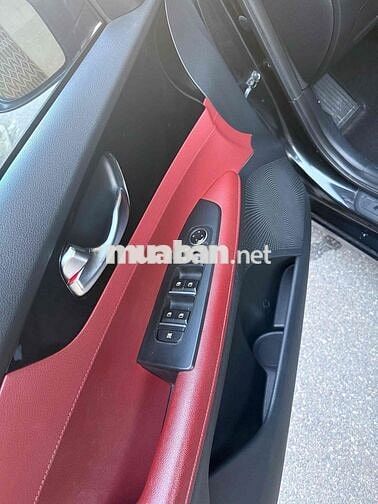 Kia Cerato 2.0AT Đen Tự động