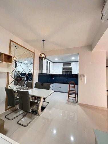Rộng 76m2, 2p ngủ,nội thất, C/c Âu cơ Tower- Tân Phú  giá 10tr/th