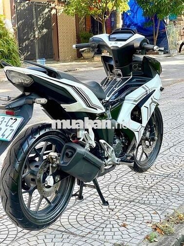 Winner V3  2023 Trắng biển 43 khoá Smakey