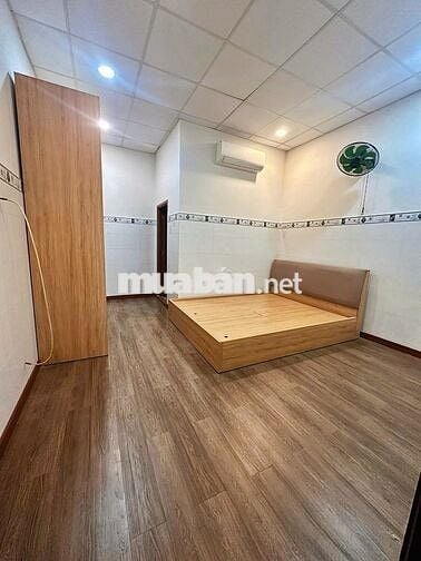 📣Hàng mới về ‼️ Nhà hẻm xe tải ở 428// Chiến Lược