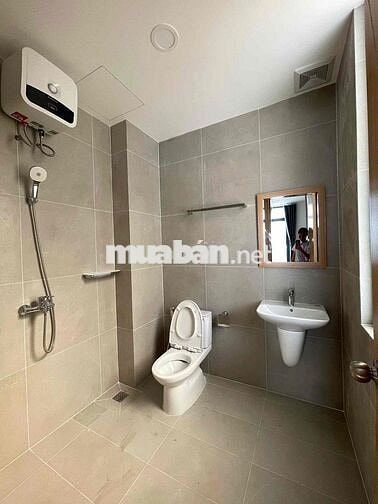 Biệt thự mới ngăn phòng từng lầu full nội thất 5.5triệu/tháng