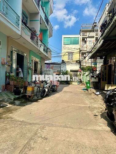 📣Hàng mới về ‼️ Nhà hẻm xe tải ở 428// Chiến Lược