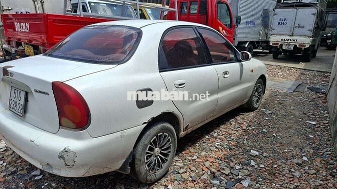 DAEWOO Lanoi.4C 2004 Trắng 4 chỗ
