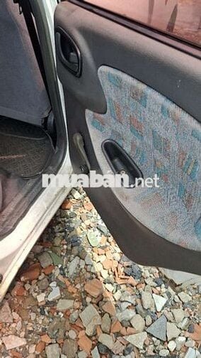 DAEWOO Lanoi.4C 2004 Trắng 4 chỗ