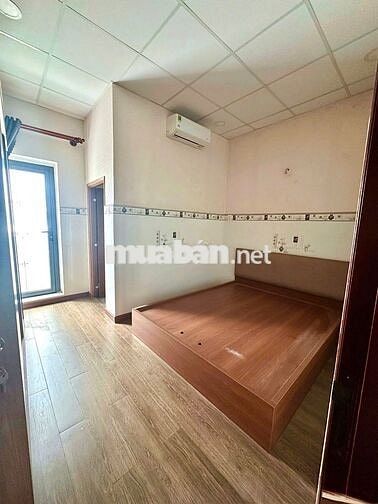 📣Hàng mới về ‼️ Nhà hẻm xe tải ở 428// Chiến Lược