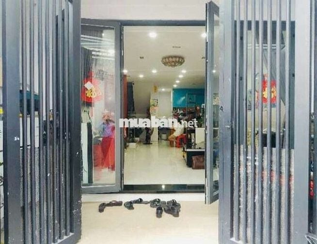 Dương Quảng Hàm ngày trung tâm Gò Vấp, 60m2 ( 5*12), 4 tầng, giá 6ty5