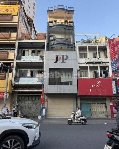 CĂN 1: CHO THUÊ NHÀ MT NGUYỄN VĂN CỪ, P. CẦU KHO, Q.1, 40TR.