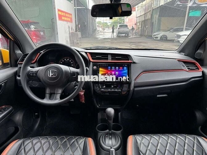 Honda Brio RS 2021 1.2AT, màu vàng,nhập Thái,2v9km