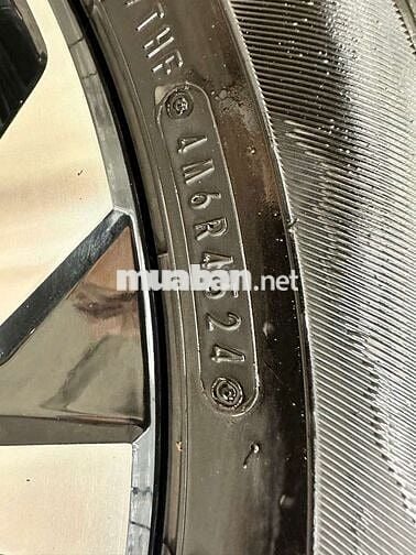 Mitsubishi Xpander Premium 2025 1.5L,màu trắng,3v7