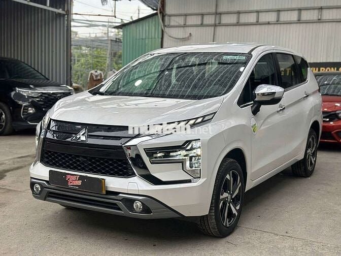 Mitsubishi Xpander Premium 2025 1.5L,màu trắng,3v7