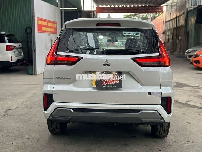 Mitsubishi Xpander Premium 2025 1.5L,màu trắng,3v7