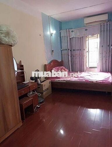 Bán nhanh căn tập thể bê tông chèm 