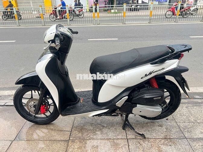 Honda SH Mode 2018 Trắng đen đã sử dụng