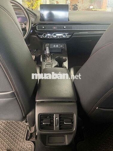 Honda Civic RS 2022 zin mới