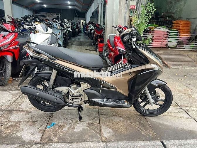 Honda Air Blade FI 2012 Đen Vàng Đồng