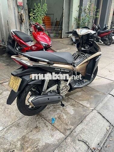 Honda Air Blade FI 2012 Đen Vàng Đồng
