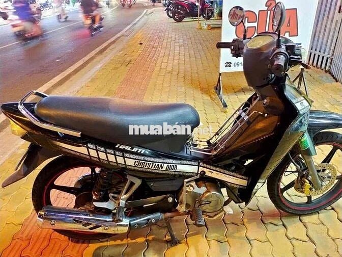 Xe máy 50cc màu Đen