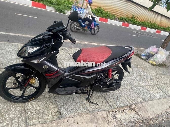 Yamaha Nouvo Tự động màu Đen
