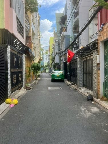 CẦN BÁN GẤP NHÀ MỚI ĐẸP 2 MẶT TIỀN HẺM XE HƠI CÔ BẮC, PHÚ NHUẬN