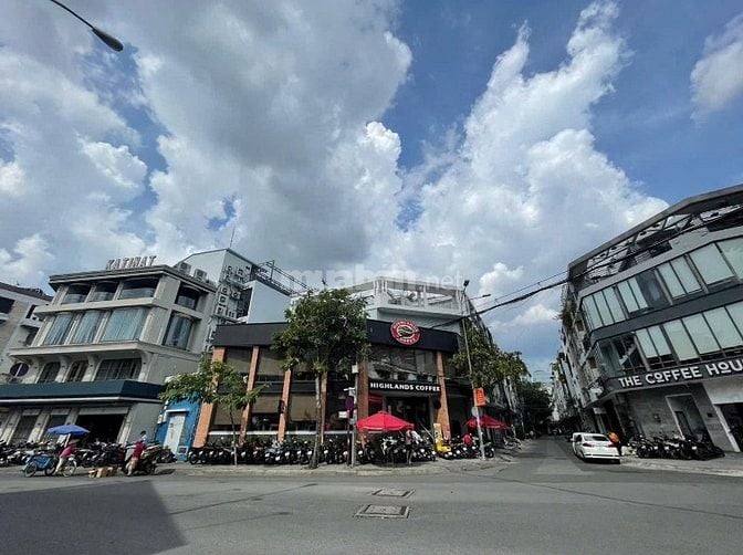 Cho Thuê Góc 2MT 46 Hoa Hồng, Phường 2, QUận Phú Nhuận - Ngang 15m 