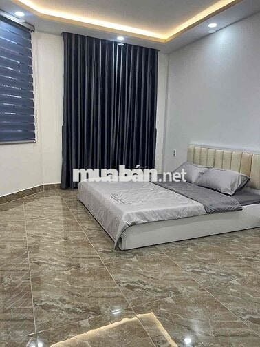 Chỉ: 8 Tỷ 550 - OTO ĐẬU CỬA LÊ QUANG ĐỊNH – P. Gia Định, Bình Thạnh –