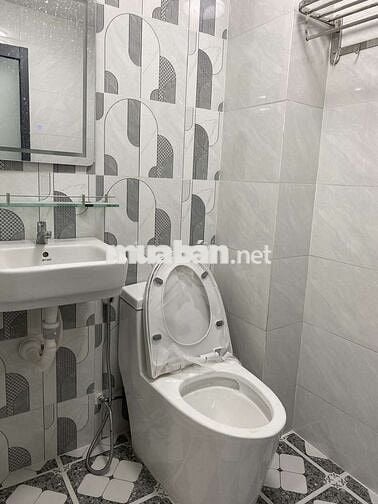 Nhà hẻm 2 tầng Lạc Long Quân, Phường 3, Quận 11 TpHCM