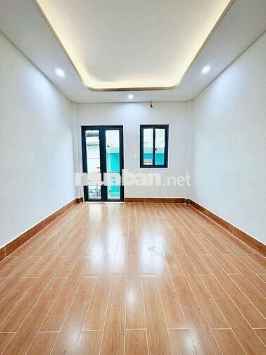  NHÀ 3 TẦNG LẠC LONG QUÂN Q.11 - SÁT MẶT TIỀN ĐƯỜNG - HOÀN CÔNG ĐỦ