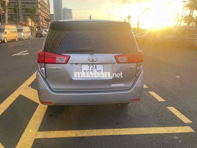 Toyota Innova Số sàn 125000 km Bạc