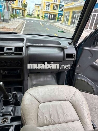 Mitsubishi Pajero 2002 Xanh rêu
