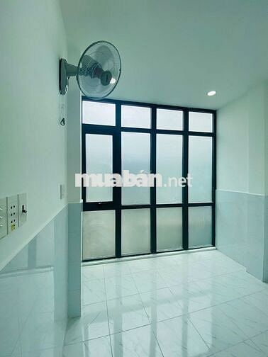Bán nhà mới vị trí đẹp đường Âu Dương Lân P2 Q8 
